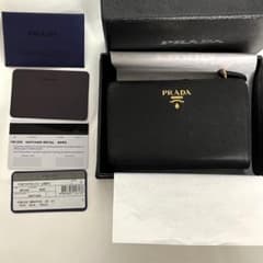 【KKK様専用】PRADA プラダ 財布 サフィアーノ  二つ折りのサムネイル