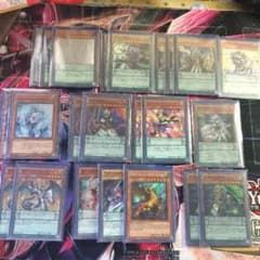 遊戯王 魔術師のサムネイル
