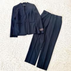極美品 サイズ40✨カノニコ ユナイテッドアローズ ノーカラー パンツスーツ 紺 極美品 サイズ40✨カノニコ ユナイテッドアローズ ノーカラー パンツ