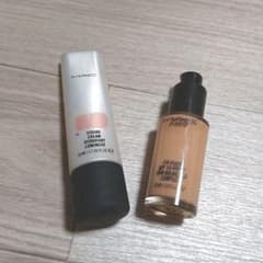 【MAC】化粧下地 / ファンデーションのサムネイル