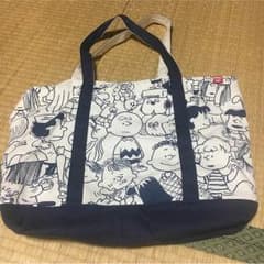 スヌーピーのトートバッグのサムネイル