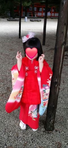 七五三 被布着 赤色 花柄のサムネイル