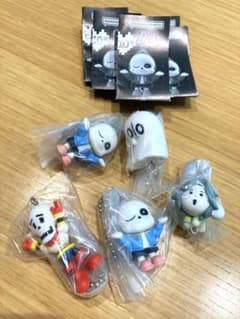 UNDERTALE アンダーテール　つまんでつなげてマスコット ガチャガチャのサムネイル