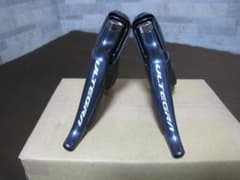 【マッキー様取り置き商品】アルテグラDi2 2×11s STIレバー左右セット マッキー様取り置き商品】アルテグラDi2 2×11s STIレバー左右セット