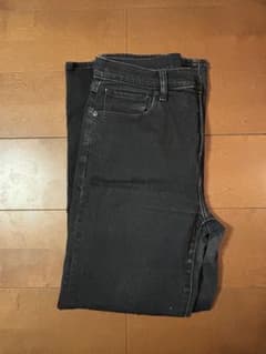 UNIQLO jeansのサムネイル