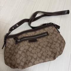 COACH シグネチャー ショルダーバッグ ブラウンのサムネイル