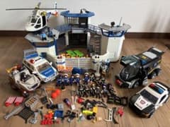 Playmobil プレイモービル　6919 警察署 ヘリ・フィギュア大量セットのサムネイル