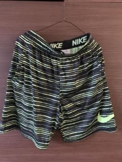 ナイキ　ハーフパンツ　Lサイズのサムネイル