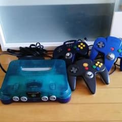 makoko様専用!! Nintendo64 本体 コントローラー セットのサムネイル