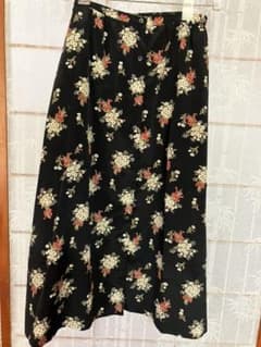 花柄ロングスカートのサムネイル