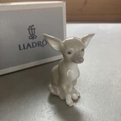 Lladro リヤドロ チワワのフィギュリン 陶器 置物 - メルカリ