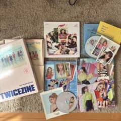 TWICE アルバムセット 特典付きのサムネイル