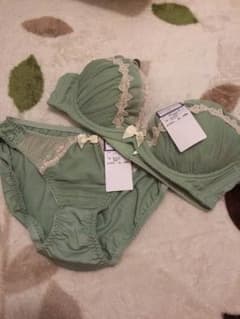 ブラジャー ショーツのサムネイル