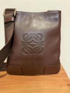 LOEWE アナグラム ショルダーバッグ ブラウンのサムネイル