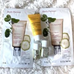 【新品】CLARINS ボディ用オイル、クリーム 2セット　おまけつけのサムネイル