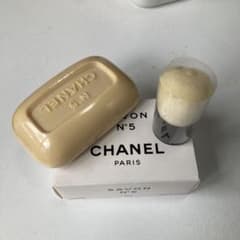 シャネル　チーク用カブキ、石鹸のサムネイル