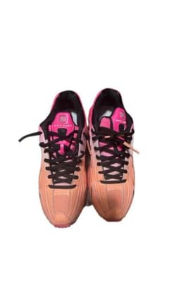 Nike Shox R4 ピンク グラデーション 25.5cmのサムネイル