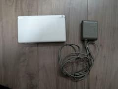 Nintendo DS Lite 本体 ホワイト ACアダプター付きのサムネイル