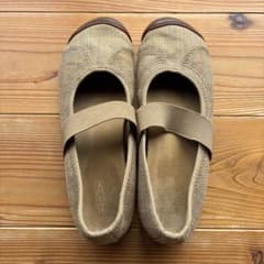 KEEN スリッポン スニーカー ベージュのサムネイル