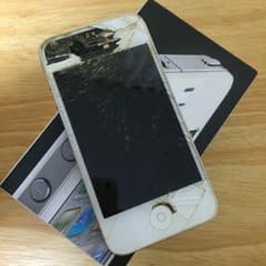 iPhone4 ジャンク品 破格のサムネイル