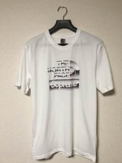 りゅーや様専用 Supreme Metallic Logo Teeのサムネイル