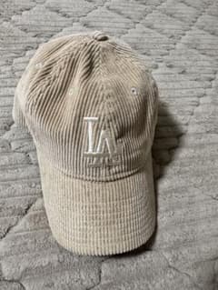 LAロゴ刺繍 ベージュ 9TWENTYキャップ