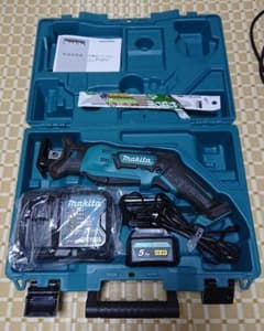 『最終値下げ』マキタ レシプロソー 10.8Vのサムネイル