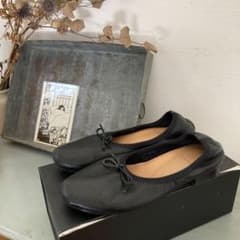 moumoune フラットシューズのサムネイル
