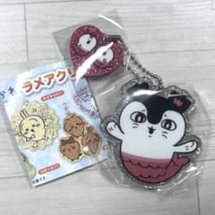 ちいかわ　人魚の島の秘密　ラメアクリルキーホルダー　セイレーンと人形のサムネイル