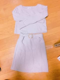 dazzlin ニット セットアップのサムネイル