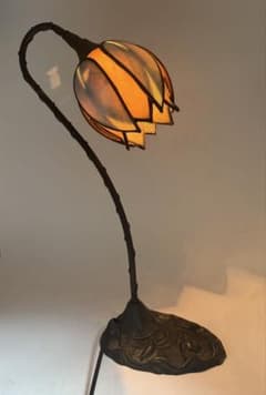 ステンドガラス　ルームスタンド　花蕾　インテリア　送料込み251022 ステンドガラス ルームスタンド 花蕾 インテリア 送料込み251022