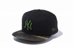 NEW ERA ブラック × ホリーリーフ ウッドランドカモバイザーのサムネイル