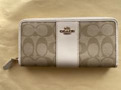 専用COACH コーチ 長財布のサムネイル