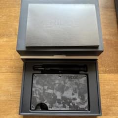 the RIDGE(ザリッジ)フォージドカーボンカードケースのサムネイル