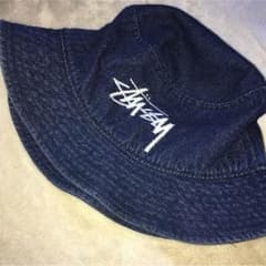 stussy バケットハットのサムネイル