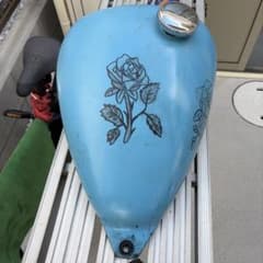 YAMAHAドラッグスター400燃料タンクのサムネイル