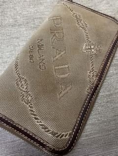 PRADA 財布のサムネイル
