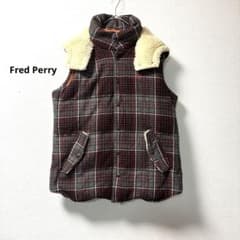 FRED PERRY フレッドペリー　フード付ダウンベスト　リバーシブル Fred Perryフレッドペリー☆ダウンベストチェックフード着脱可ダブル