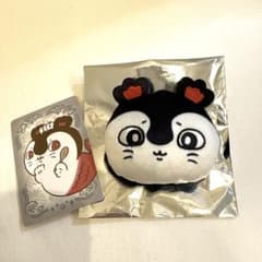 映画ちいかわ　おかおバッジ　トレカ付きのサムネイル