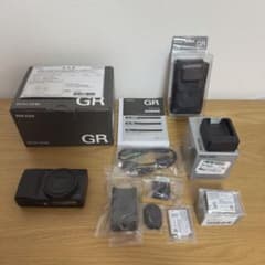 RICOH GR Ⅱ GR 2 付属品完品　純正充電器・ケース付 RICOH GR Ⅱ GR 2 付属品完品 純正充電器・ケース付 充電器 -