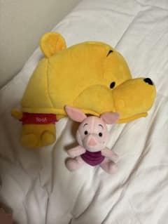 【ディズニーランド】プーさん ファンキャップ ＆ ピグレット ぬいぐるみセットのサムネイル
