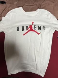 supreme ジョーダン Tシャツ　Sサイズのサムネイル