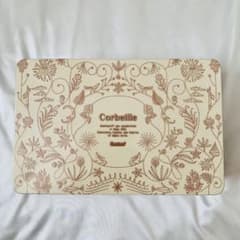 ゴンチャロフ コルベイユ 空き缶のサムネイル