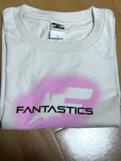 FANTASTICS Tシャツのサムネイル
