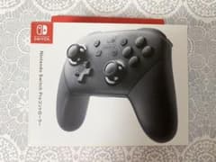 純正品　Nintendo SWITCH PROコントローラー プロコン黒【中古】のサムネイル