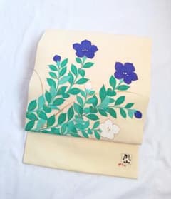 大人の名古屋帯桔梗柄花柄青紫緑金白色植物着物帯お太鼓柄オフホワイト 