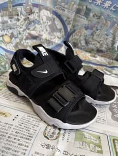 NIKE サンダルのサムネイル