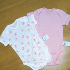 ベビー服　肌着のサムネイル