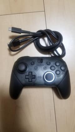 純正 NINTENDO SWITCH PROコントローラーのサムネイル