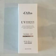 d'Alba 달바 UV 에센스 워터풀 톤 업 선크림 기초